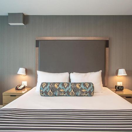 Sandman Signature Ottawa Airport Hotel 外观 照片
